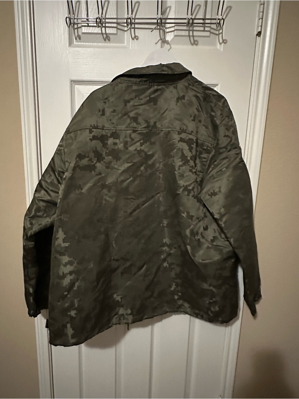 NFL Green Bay Packers 2019 Salute to Service Camo Jacket - Picture 6 of 6